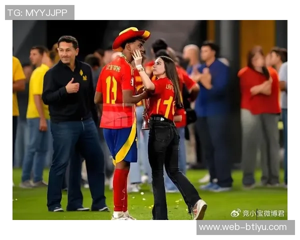 皇马球迷回应亚马尔嘲讽:明天让他们见识我们的实力 皇马球迷回应亚马尔嘲讽:明天让他们见识我们的实力