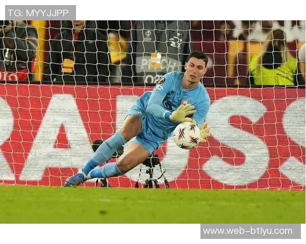 里尔门将单场三次扑救点球回忆瞬间向女友承诺不失球