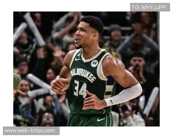 字母哥坦言专注雄鹿追求胜利未来或有不同选择