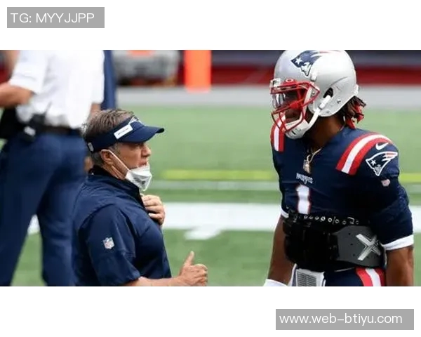 警察拦停步行者卡姆琼斯未停车逃逸引发追逐最终被捕