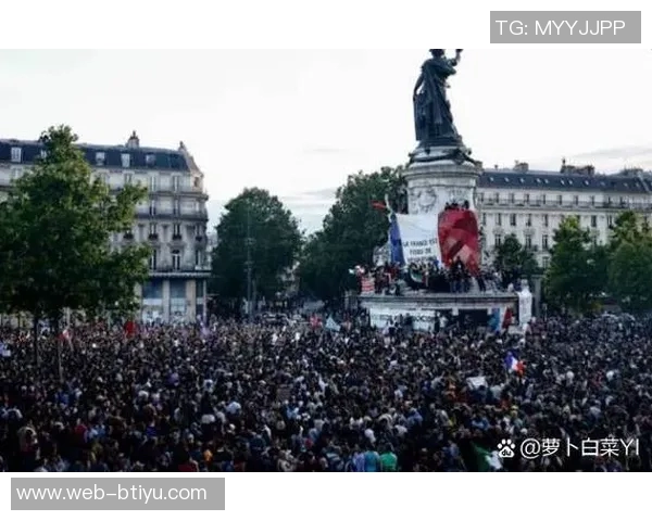 若昂内维斯：巴黎全力以赴只需再添一球即可逆转局势