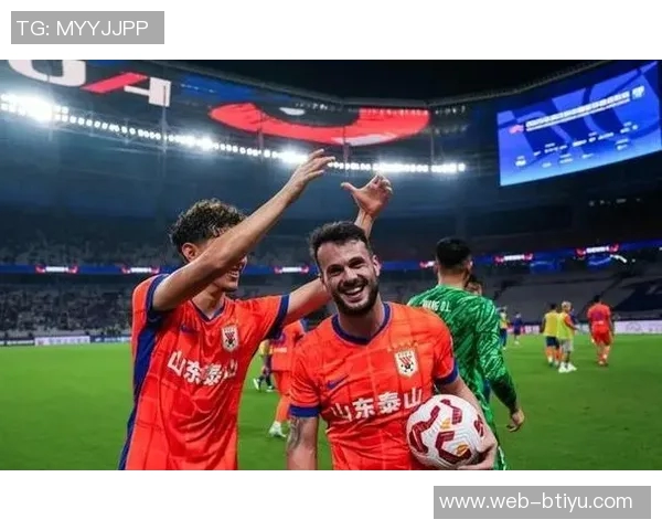 瓦科荣膺中超赛季最佳球员泰山队续约前景乐观